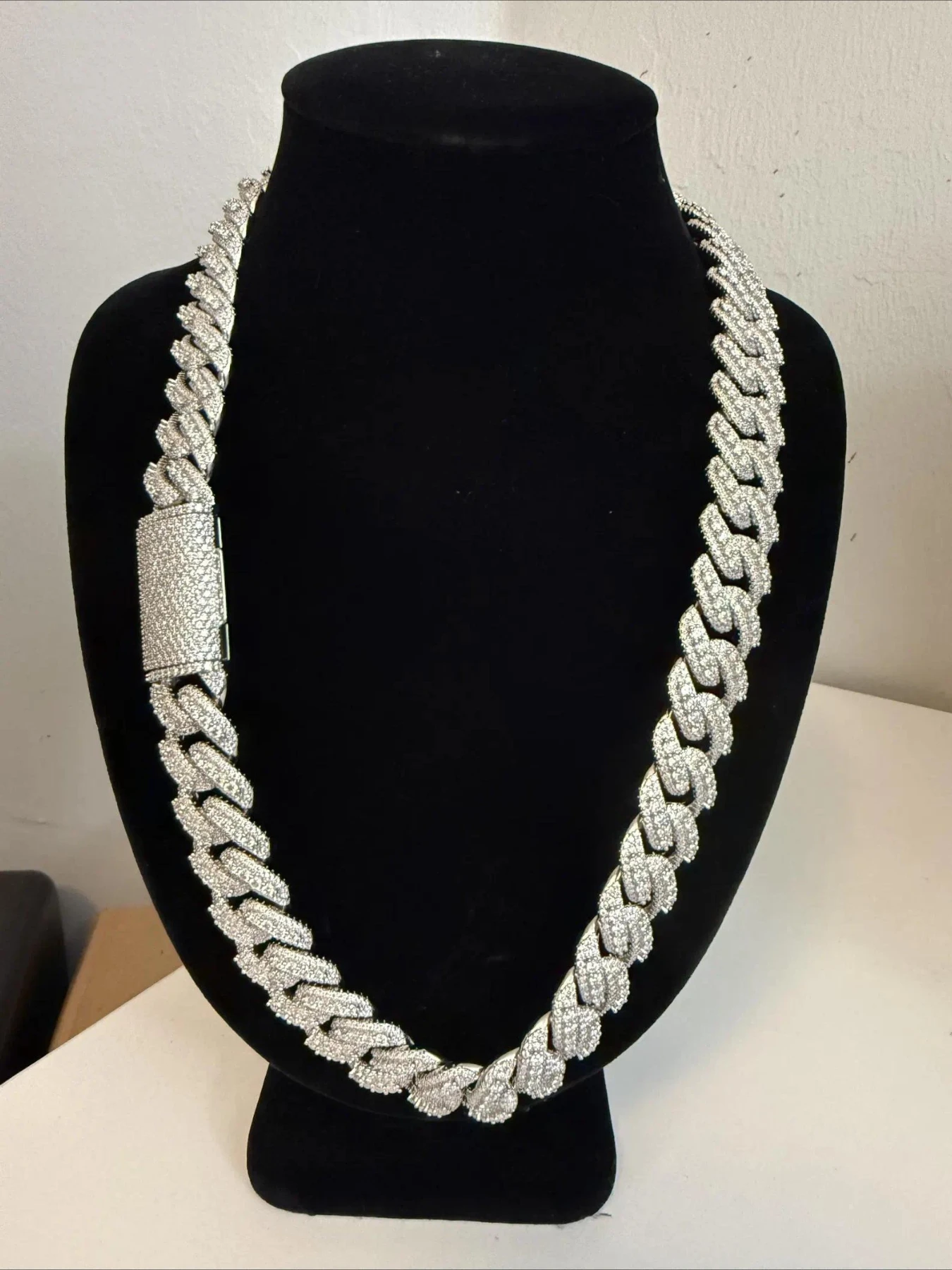 18Mm VVS Cuban Link Diamond Hip-Hop Jewelry Luxury Men's Necklace, Classical Glory Hip-Hop Style, Rap Wear Sharp, Best Gifts