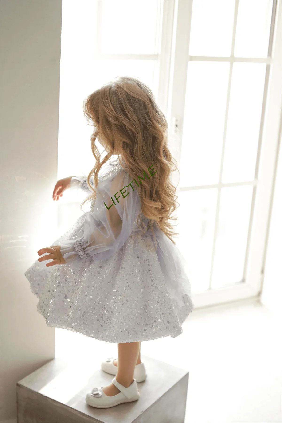 Flower Girl Dress Wedding White Pearl Decoration Lovely Full Sleeve Bow Sash Tulle Appliques Long Party Kids Birthday Dresses