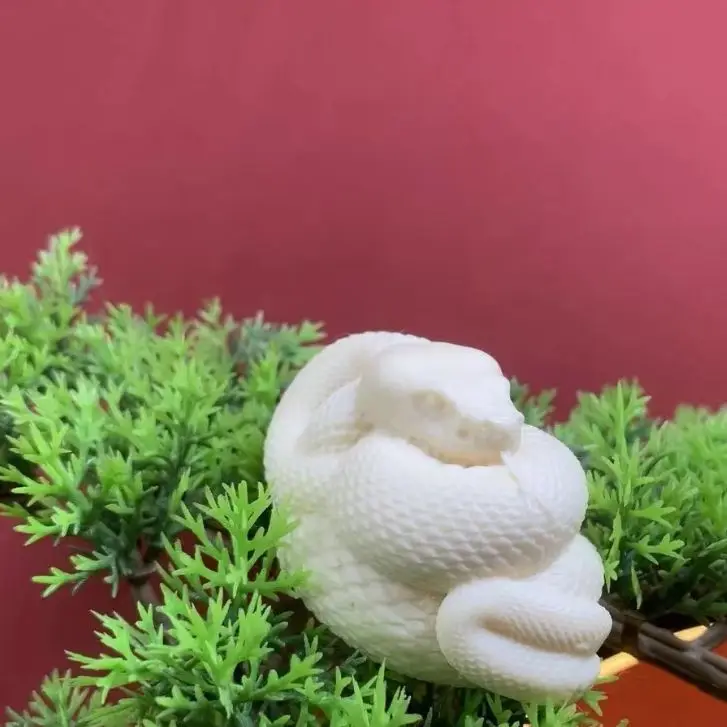 Hand Carved Tagua Nut Xuanwu Black Tortoise Snake Figurine Hand Piece Home Living Room Office Chinese Style Wenwan Craft Gift