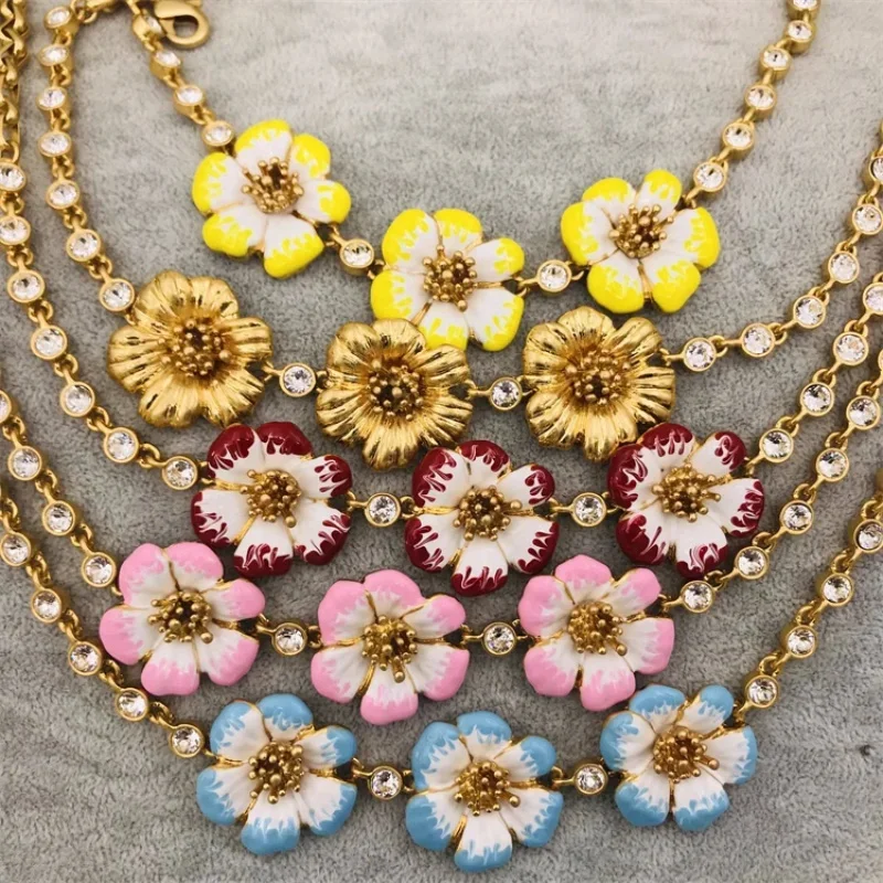 

Vintage New Pink Enamel Glaze Gold Diamond Cherry Blossom Necklace Fresh And Lovely Vintage Style Jewelry Women