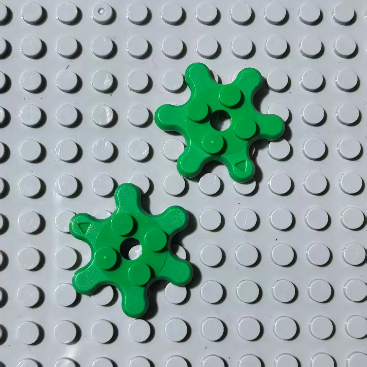 30PCS MOC building block 61485 turntable 4 x 4 rotating square base, 35442-6328186 Splat 6 gears, 60474 circular pin hole plate