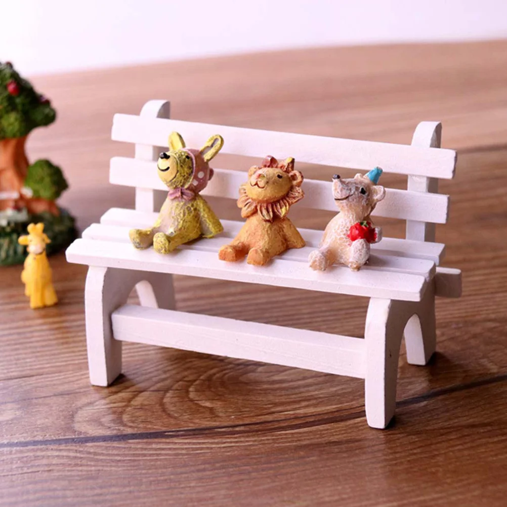 2 szt. Białe miniaturowe krzesła, meble do mini domków, gładka powierzchnia, lekkie, przenośne, symulacja krzesła, bezpieczny, ekologiczny materiał