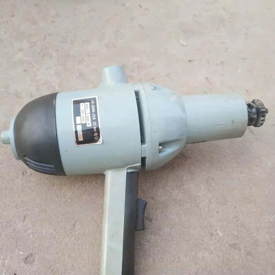 

Cheap Well Rig That Can Install Water Air Conditioning Solar Water Heater Hand-held Drilling Machine