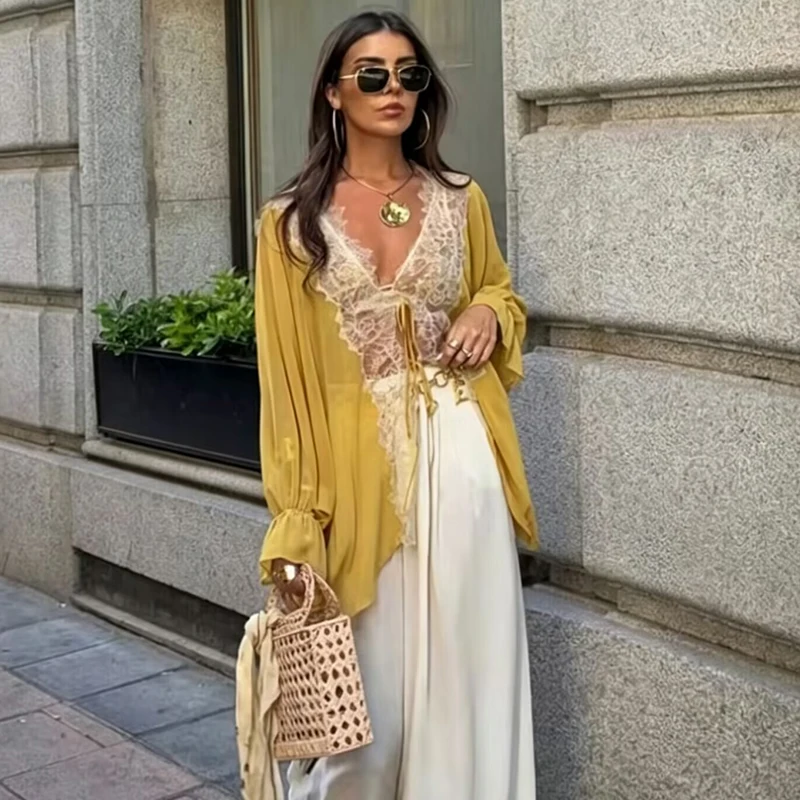 

Lace Women's Shirts Blouse Summer 2026 New Fashion Loose Bat-Shaped V-neck Young Blouses Chic Spring Youth Travel Holiday Blouse