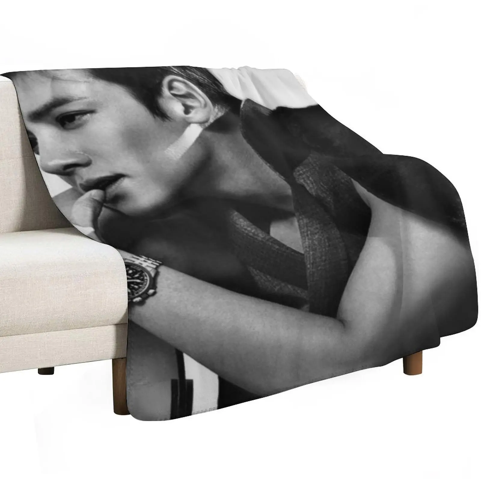 Ji Chang wook - ??? Throw Blanket Nap Loose Sofas Luxury Thicken Camping Bed covers Blankets