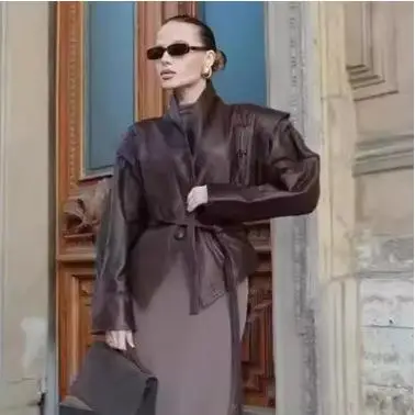 クロスボーダーストリートスタイル レディースレザージャケット 秋冬新作 スリムフィット 3D効果 PU素材 中高年向け...