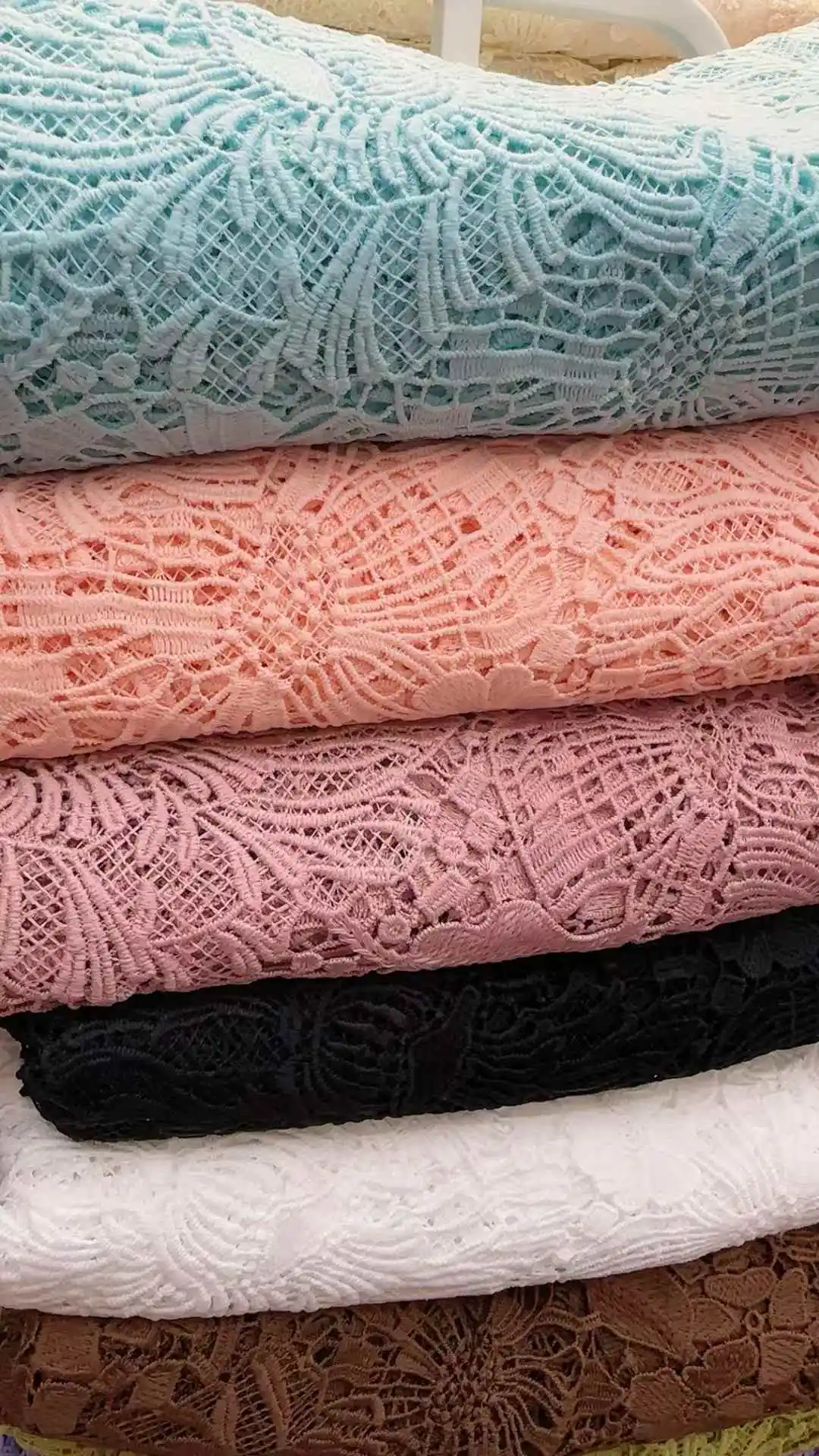 Hot Sale White Guipure Cord Lace Fabric Cotton Lastest African Water Soluble Lace Fabric Nigerian Mesh for Woman Dresses SZ1538