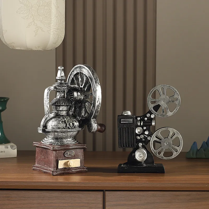 Retro Projector Figurine Exquisite Artistic Home Decoration Creative Desktop Ornament for Living Room Cafe Display