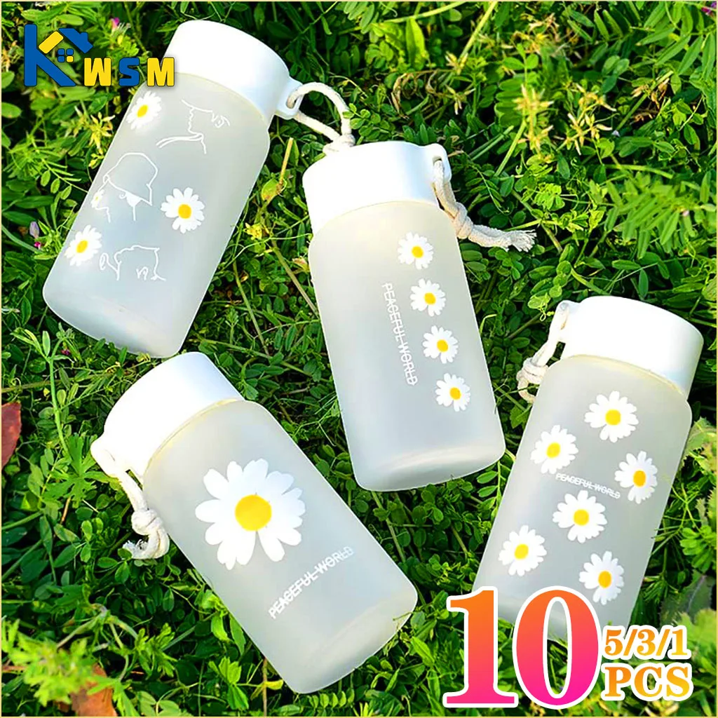 

Small Daisy Frosted Plastic Mug Portable Transparent Travel Tea Cup Cute BPA-Free Water Bottle for Outdoor Use Girl Water Cup