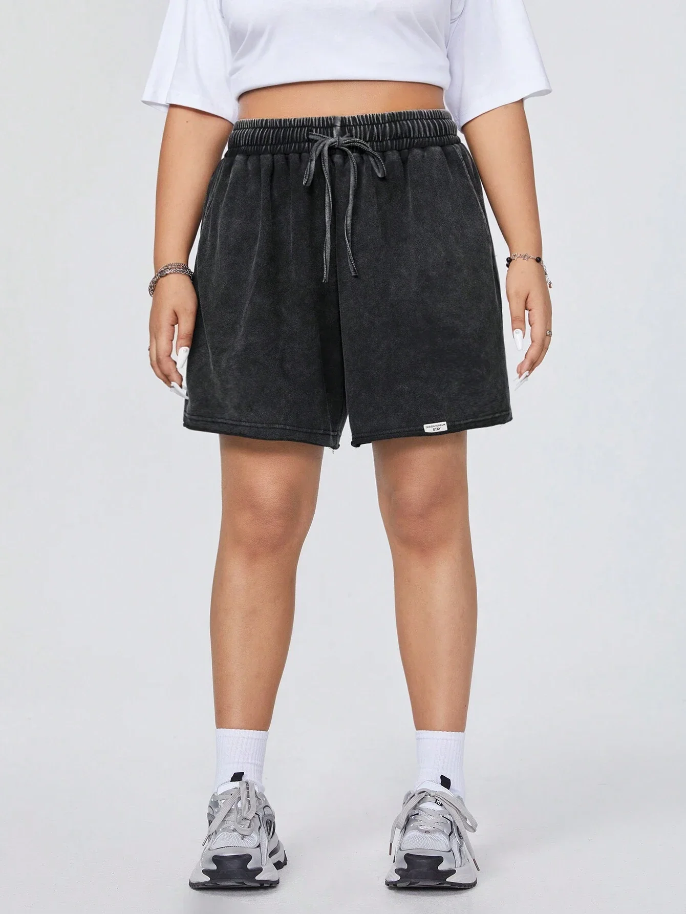 

Plus Size Casual Washed Distressed Drawstring Waist Shorts For Summer