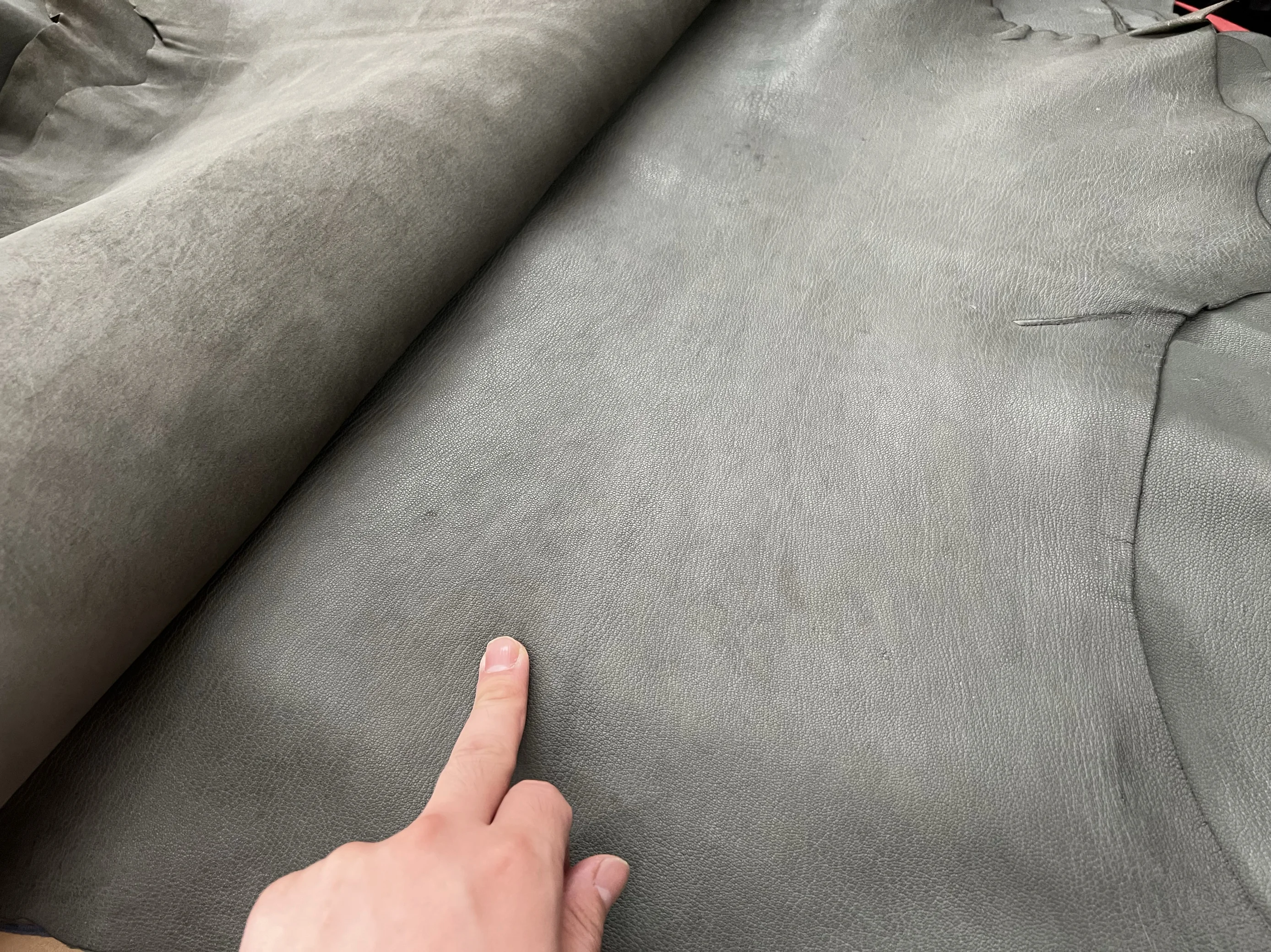 Tiny Flawed Leather Italian Antiba Dark Green Shrunken Sheepskin, Thickness 1mm, 3-4ft Sheet, Medium Firm