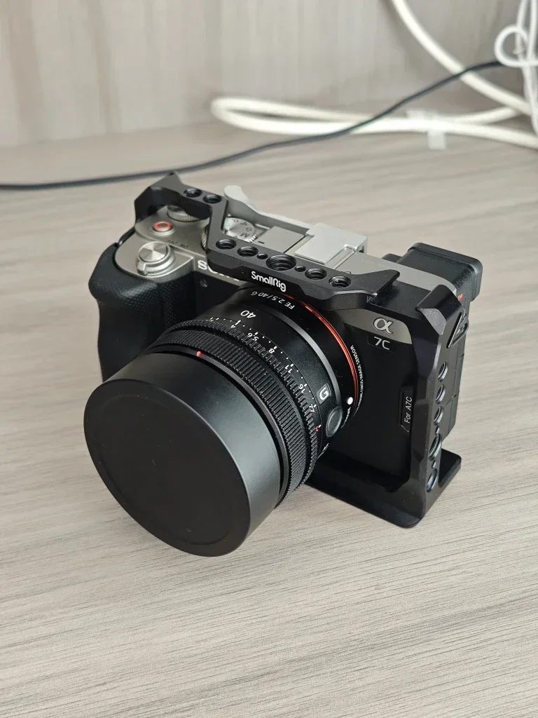 Parasol de lente de Metal cuadrado de bayoneta para Sony FE 50mm F2.5 G FE 40mm F2.5 G FE 24mm F2.8 G, sombra de lente con tapa