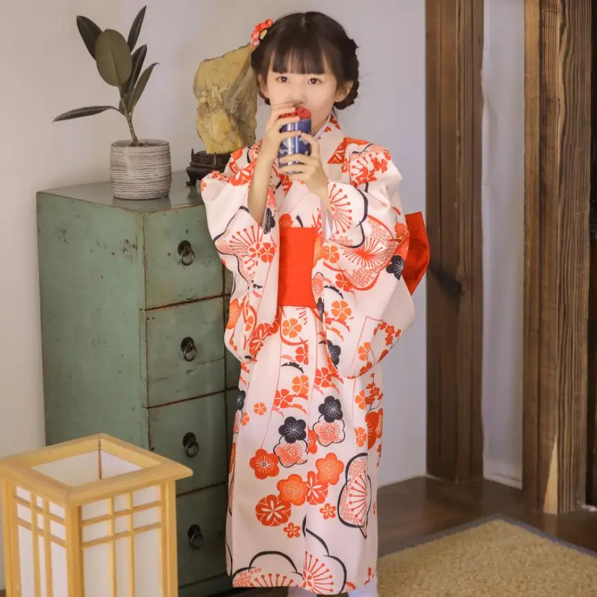 

Girl's Japanese Style Kimono Prints Retro Kawaii Robe Children Stage Performance Costume Infant Yukata Asian Clothes A2482