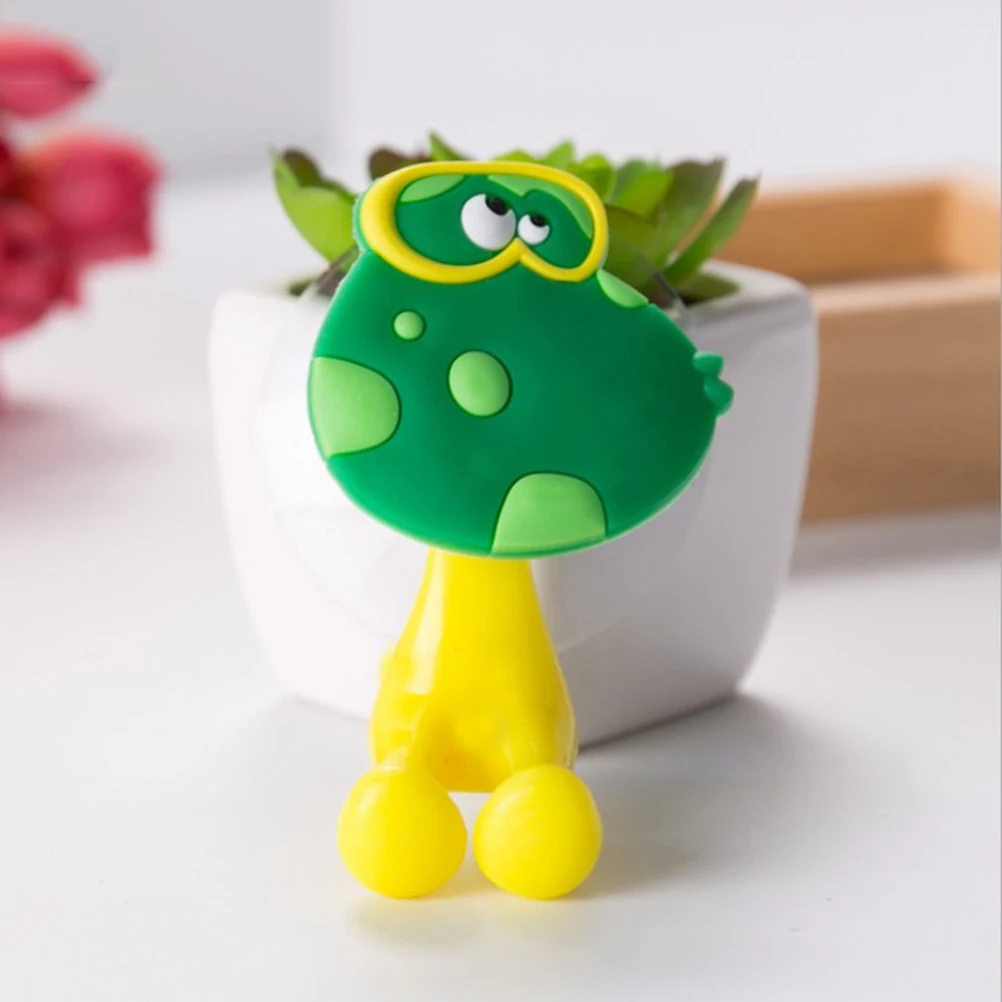 

4pcs Toothbrush Holder Cartoon Style Suction Cup Bathroom Toothbrush Holder Hooks Accessories Dry Clean Storage Solution