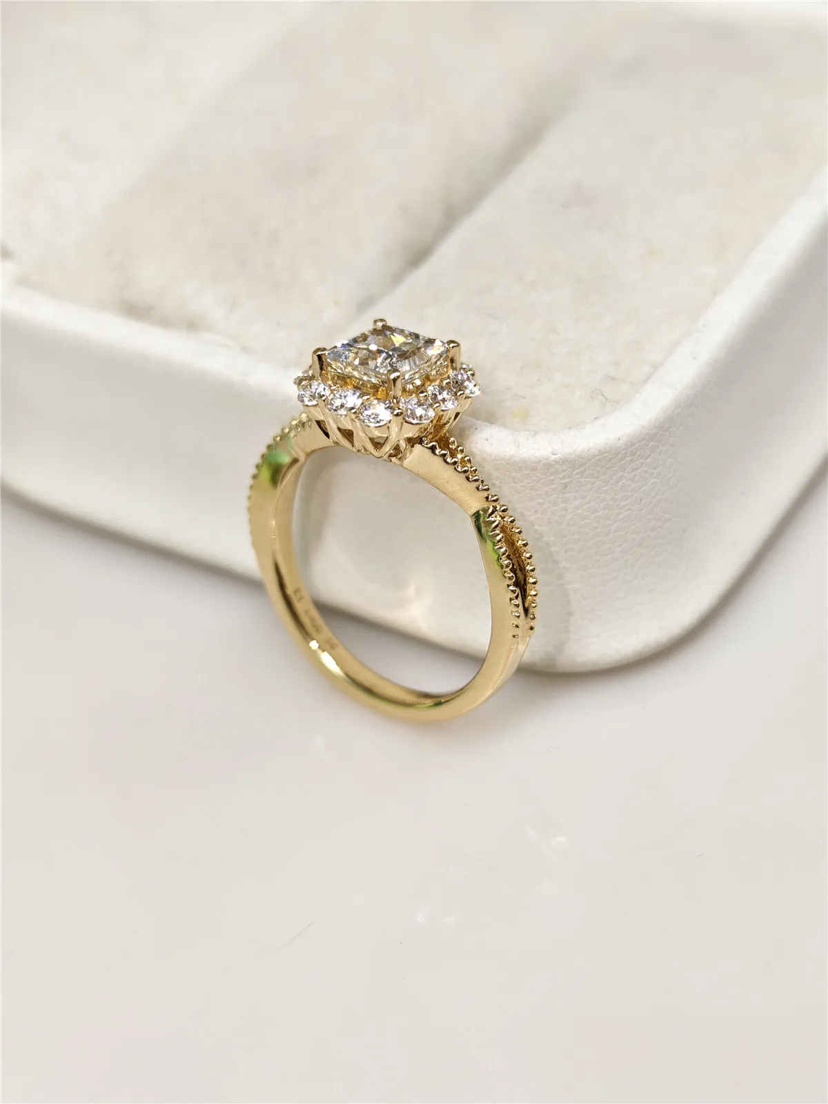 

14K Gold Lab-Grown Diamond CVD HPHT Princess Cut 1CT Halo Crossover Shank Engagement Ring 10K Gold Wedding Ring Fashion Jewelry