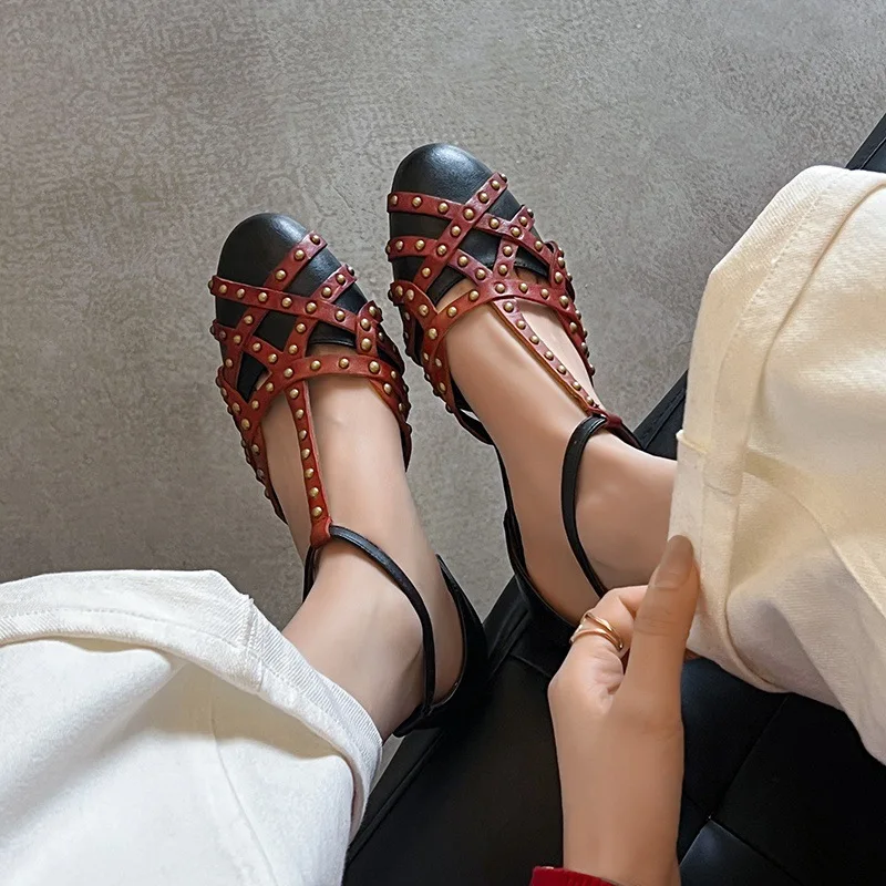 

Arden Furtado 2025 Summer cowhide Mixed Colors T-Strap Sandals Round toe Low heel Buckle strap Modern Sandals Large size