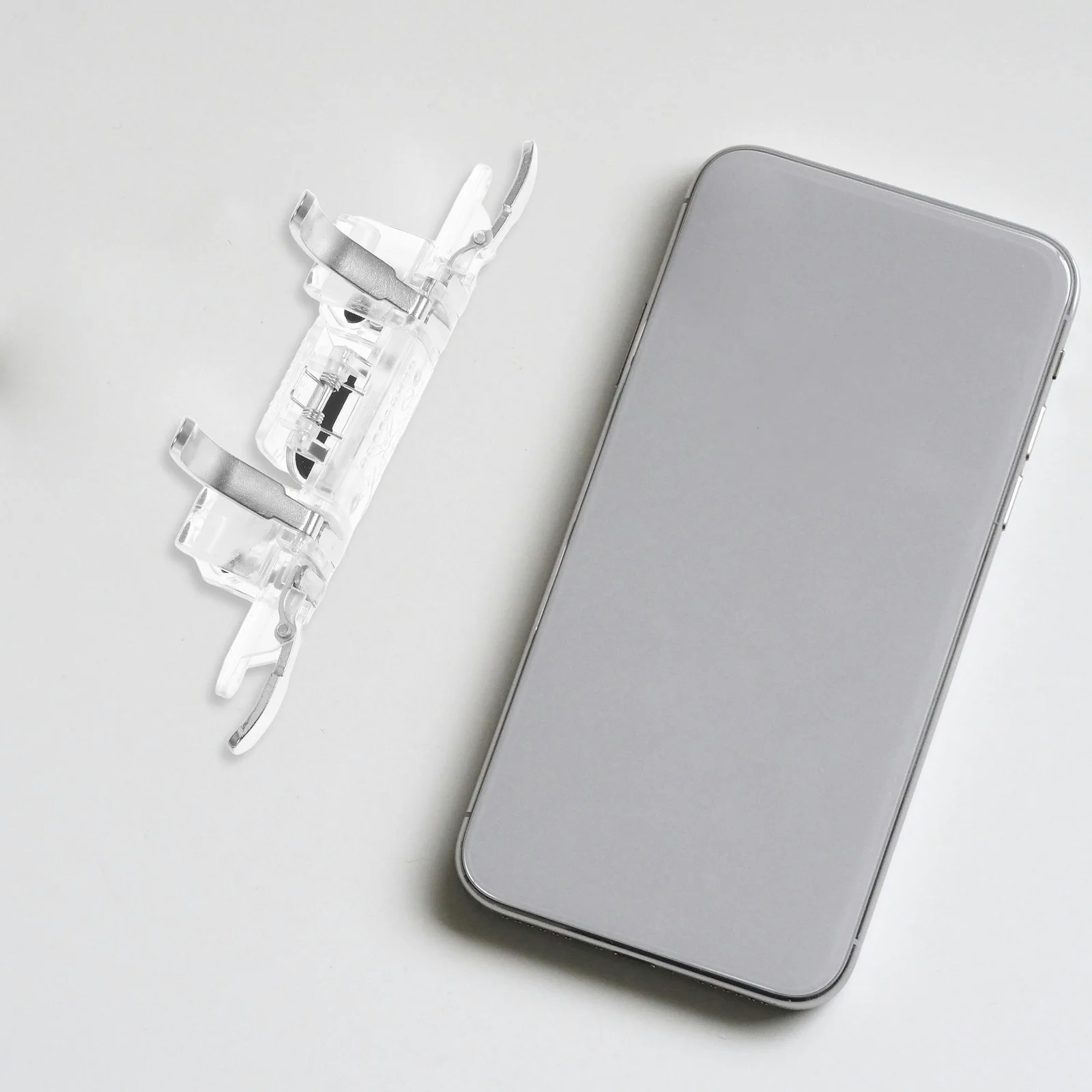 

1pcs Controller Universal Design Rapid Heat Dissipation Physical Assistance Trigger Sensitivity Phone Gaming Controller Mobile