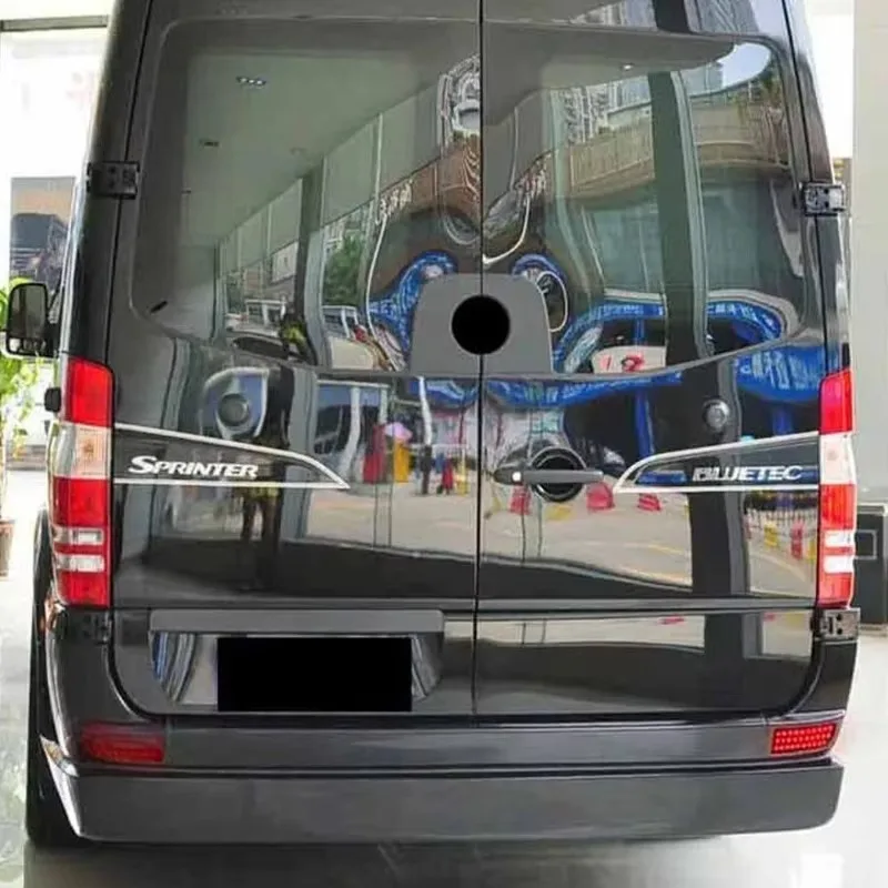 غرامة ل 1 زوج الأحمر LED المصد الخلفي عاكس مرسيدس بنز العداء W906 06-18 ضوء الذيل الفرامل الضباب الخفيف #1