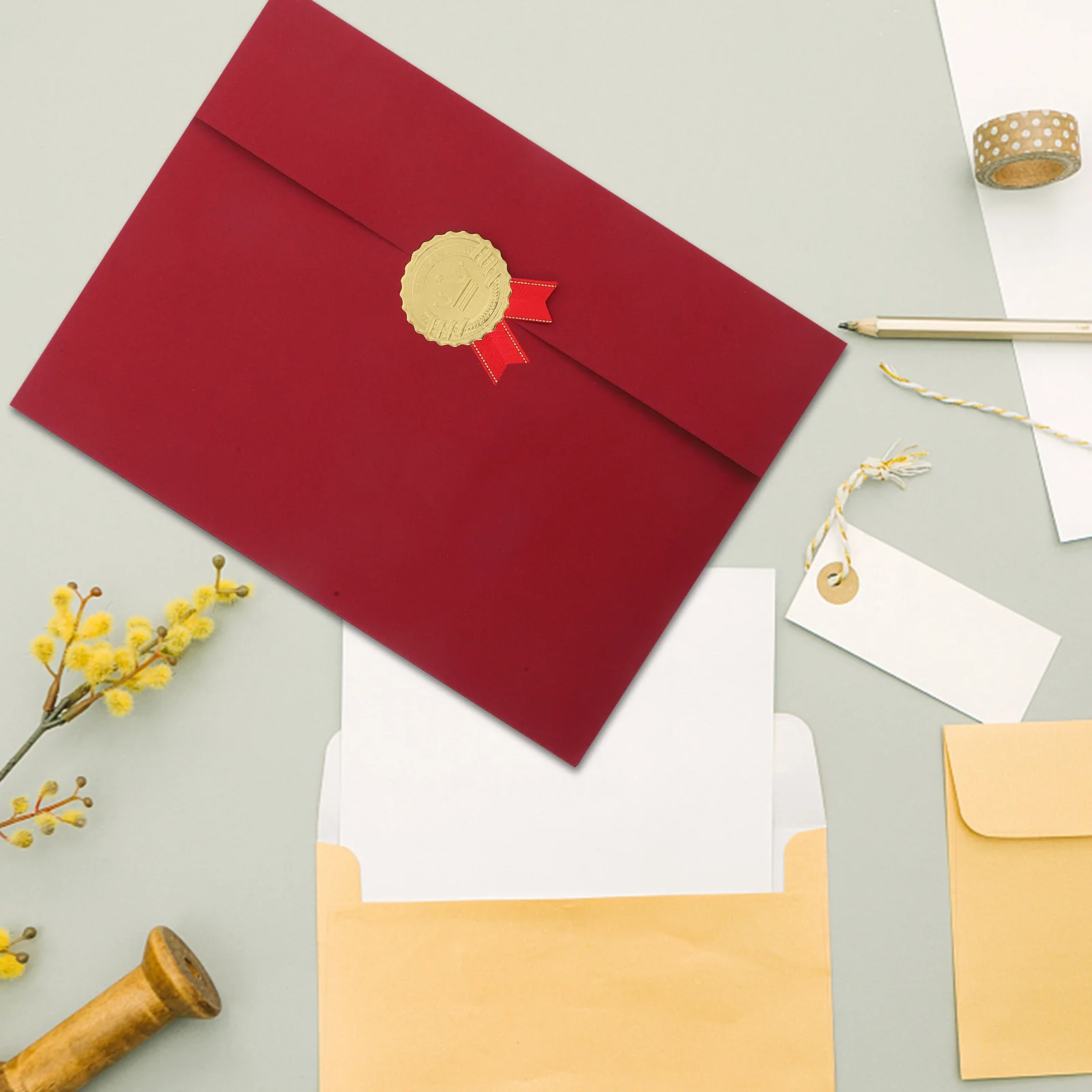 

Fold Certificate Holders Graduation Diploma Covers With Gold Foil Stickers For Award Marriage High School University