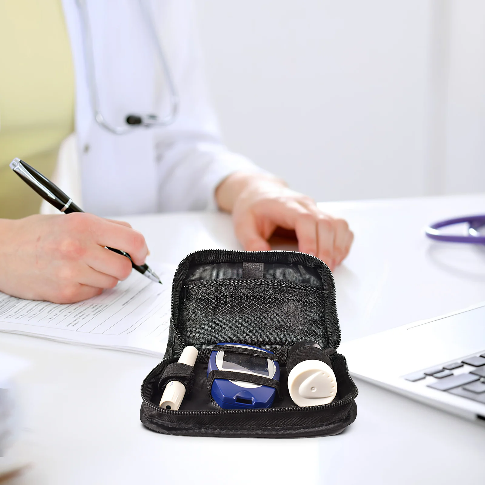 حقيبة مراقبة الجلوكوز، حقيبة سفر لمرضى السكري، حقيبة تخزين سوداء، منظم مدمج وخفيف الوزن ومقاوم للصدمات لاختبار الدم #3