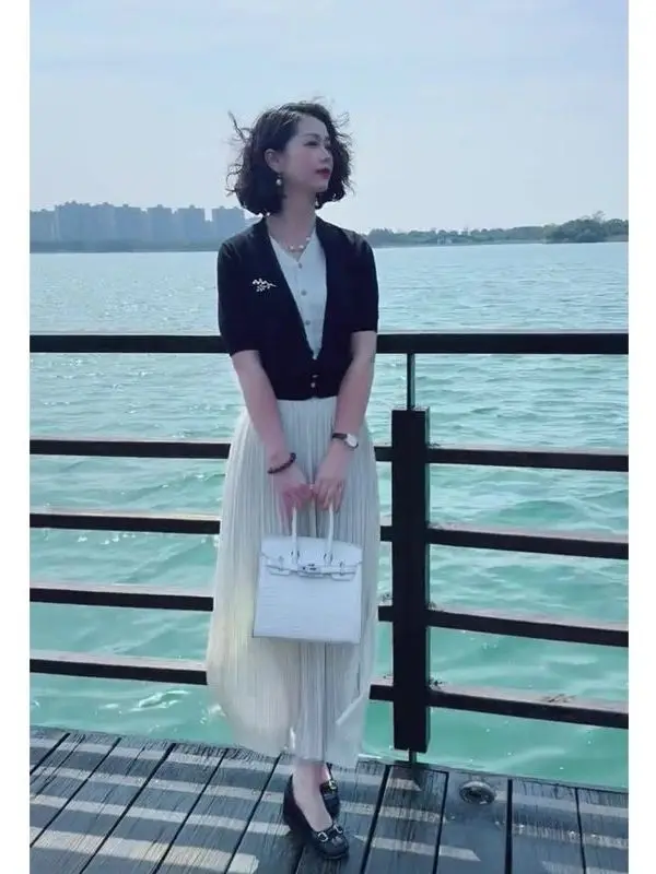 

Summer Business Casual Women's Two-Piece Set Short Sleeve White Top High Waist Midi Skirt V-Neck Polyester Blend Fashion Ense...