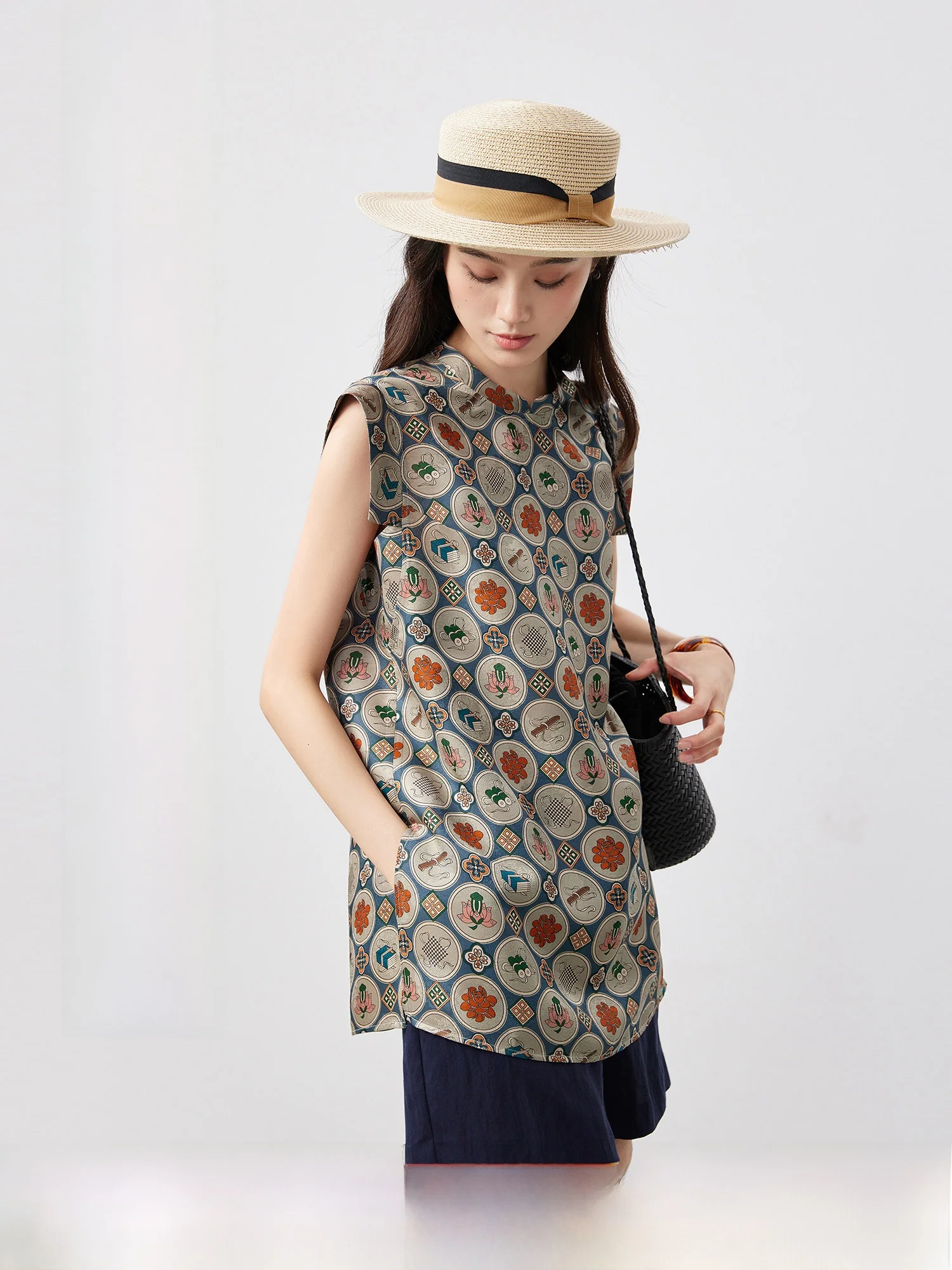 

Новая высококачественная женская летняя майка Mijia с цветочной вышивкой, круглым вырезом, тонкая, прямого кроя, из хлопка