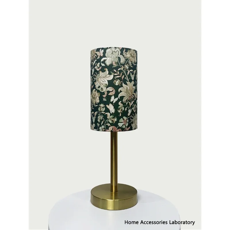 &*Q Metal-Fabric Desk Lamp Imported Liberty Fabric Medieval Creative Ambient Light Gift Light