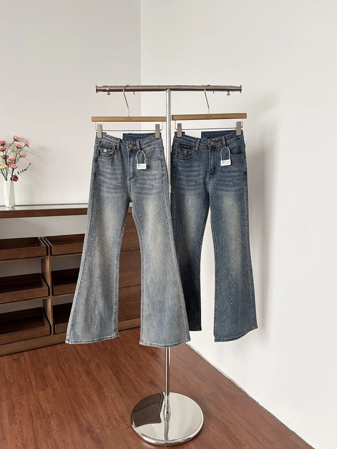 

Spring Summer 2026 High Waist Slim Fit Diamond Embellished Denim Pants Versatile Women's Fashion Polyester Fiber Button Closure