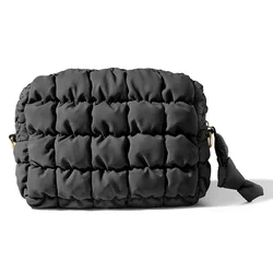 PLDBB003 Makeup Bag Cosmetic Bag, Travel Toiletry Bag for Women, Cute Makeup Bag Organizer Black Puffer Makeup Pouch