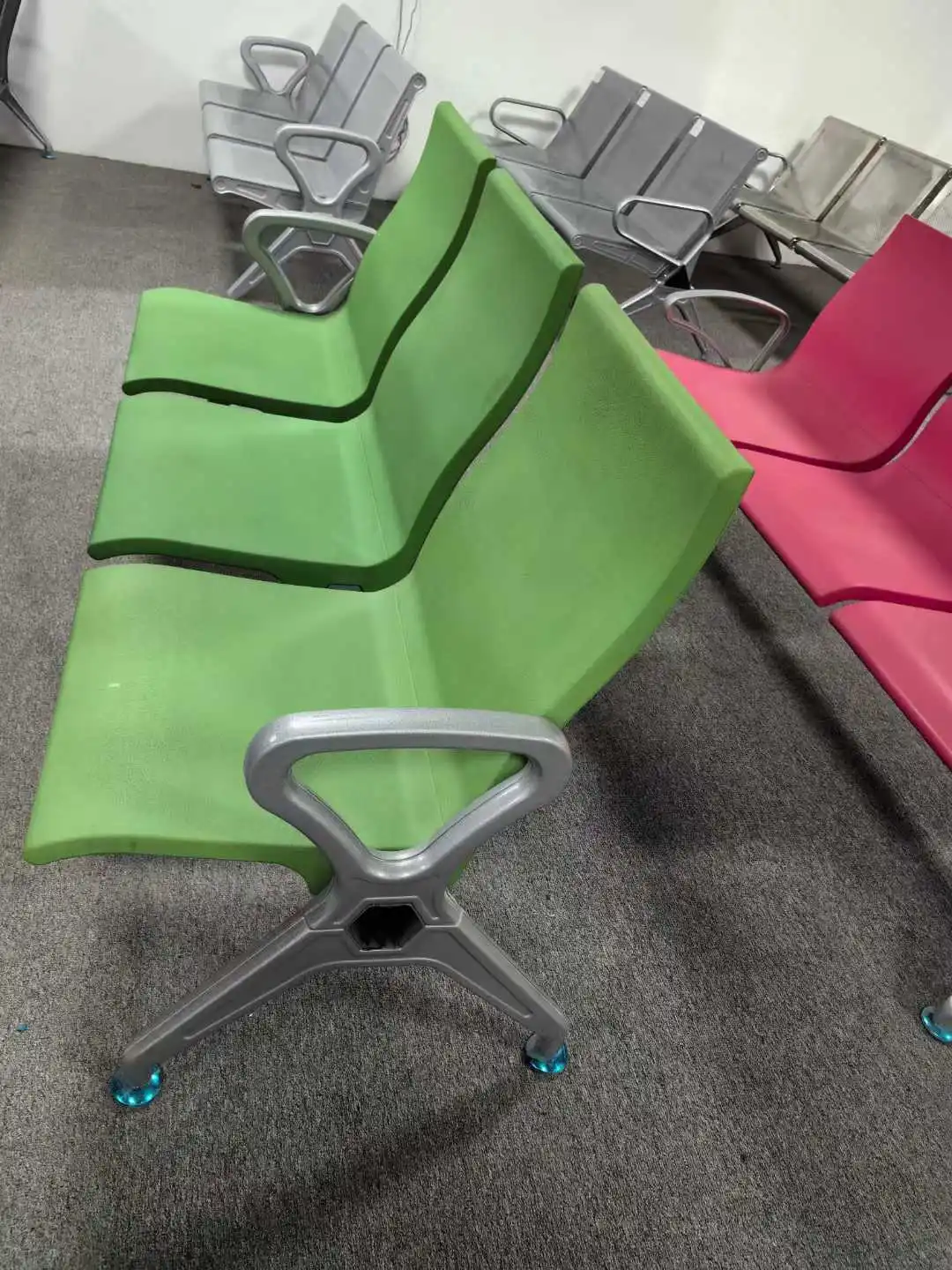 Durable Steel Waiting Bench 3/4/5 Seats for Airport, Hospital, Reception | Comfortable Public Seatingpromote sales