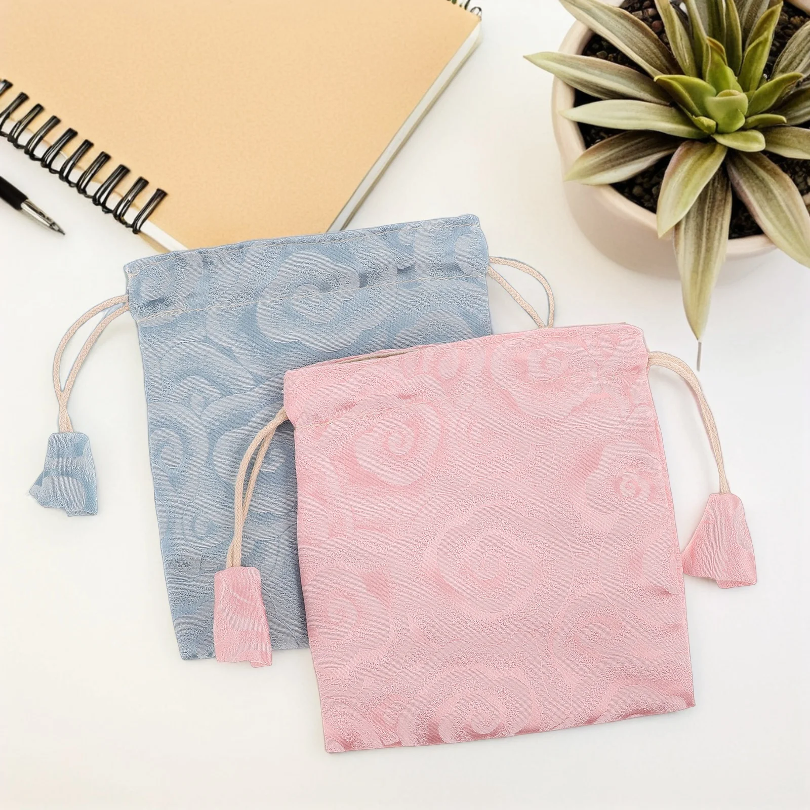 2Pcs Jewelry Storage Pouch Small Drawstring Bags for Travel Jewelry Organizer Bracelet Earring Holder Trinkets Pouch Present