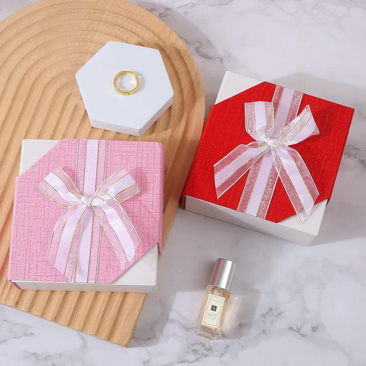 Jinhua Women's Watch Packaging Box Luxury Gift Box Paper Box Pink Red Wholesale Watch Case