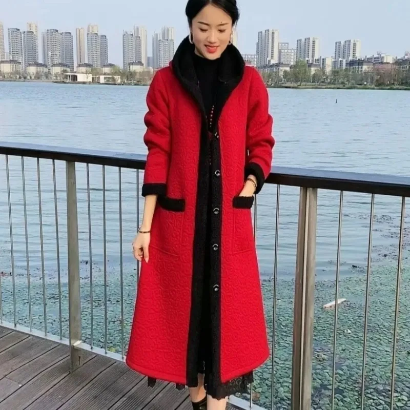 New hooded coat autumn winter, fashionable and stylish. Age reducing, slim  meat blocking Middle aged women's windbreaker jacket