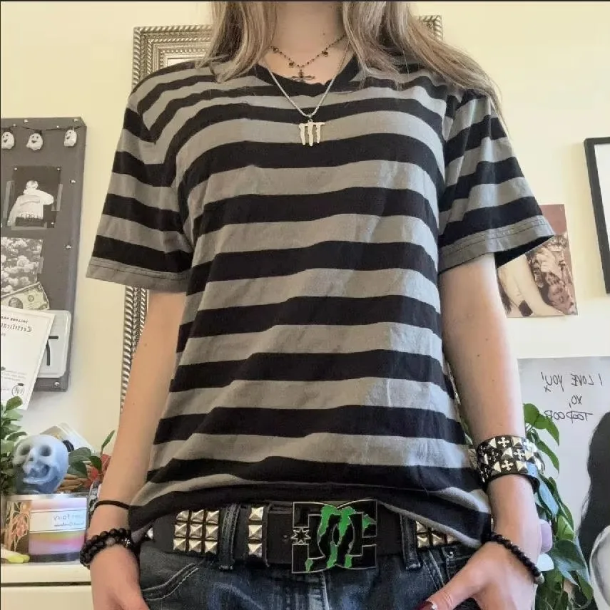 Women Black Grunge T-Shirts Short Sleeve Basic Shirt Coquette y2k Top Spring Strip Vintage Tees Fairycore Pullovers Streetwear