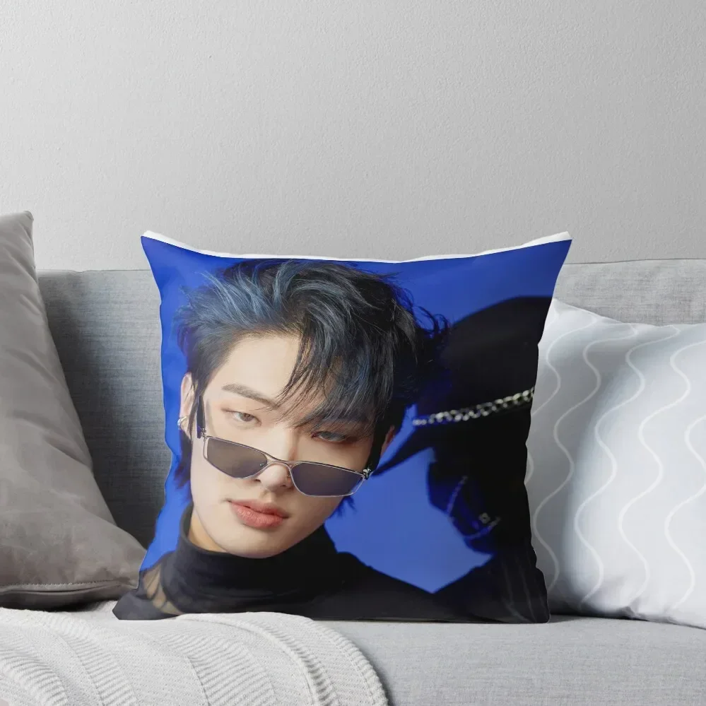 

ATEEZ MINGI THE WORLD EP.1 : MOVEMENT GUERRILLA Throw Pillow Plaid Sofa Luxury Pillow Case Sofa Cushions pillow