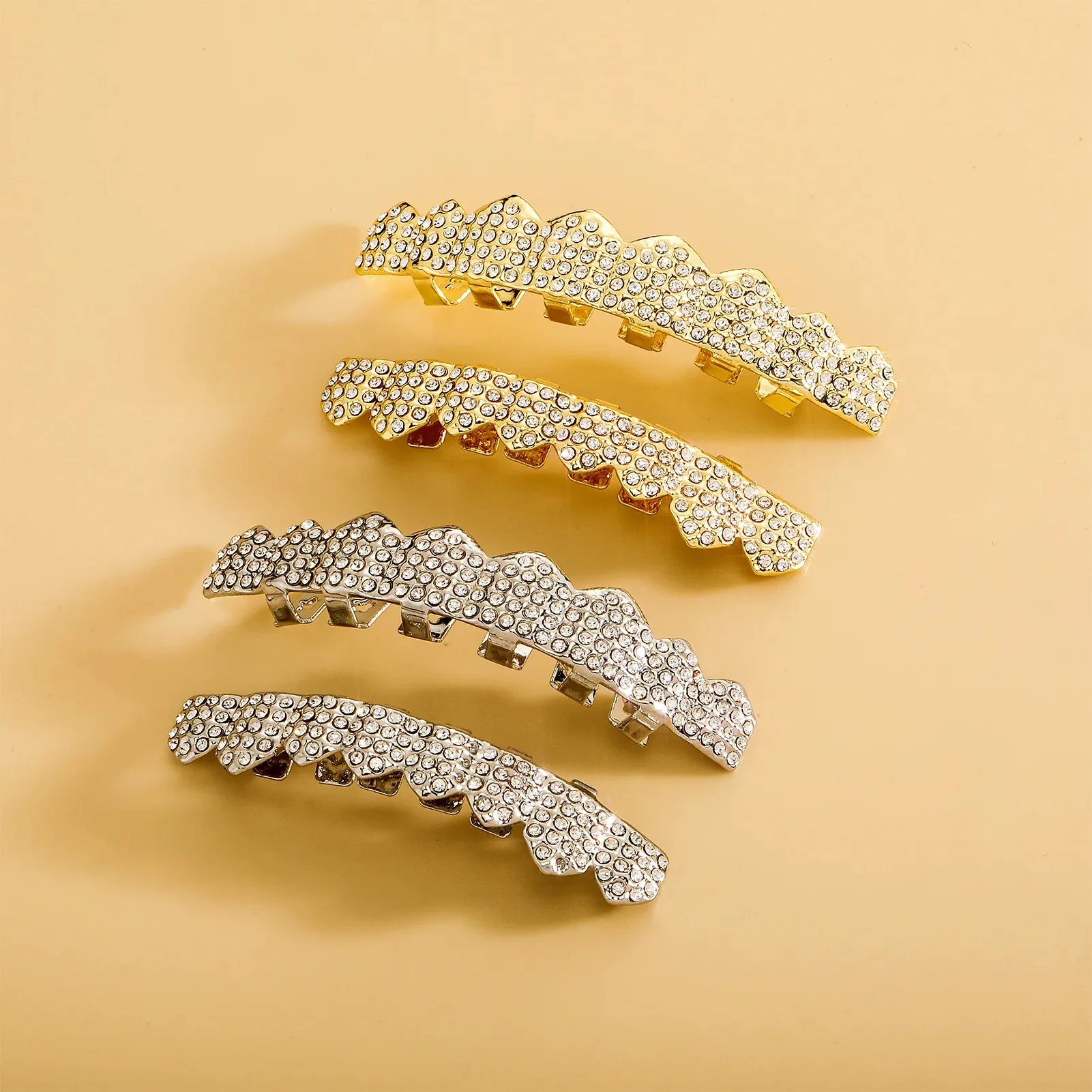 Punk Vollzirkonia Grillz Unisex 8 Oben & 8 Unten Abnehmbare Zahnschmuckstücke Hochwertige Modische Zahnschmuckstücke für den Mund – Detail 14