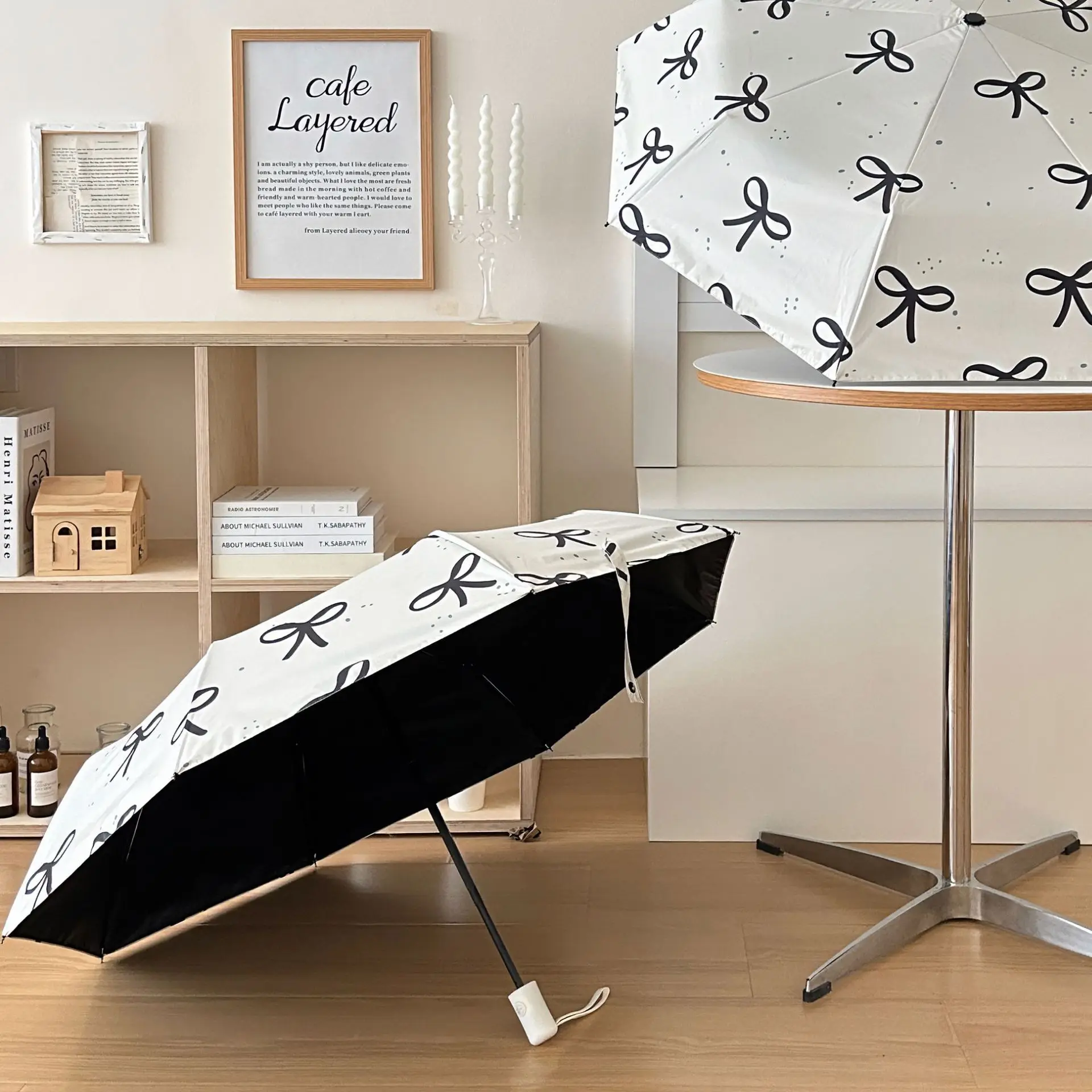 Bow Shaped Folding Umbrella for Both Rain, Automatic Black Glue Sun Umbrella, UV Resistant, Portable, Compact and Exquisite