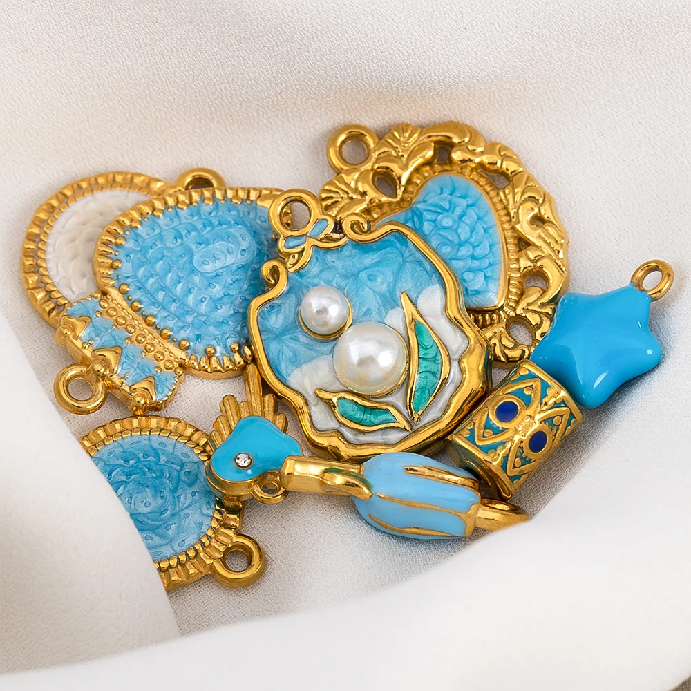 2pcs Trend Stainless Steel Charms Blue Enamel Flower Heart Round Necklace Charm for DIY Earring Jewelry Making Pendant Component