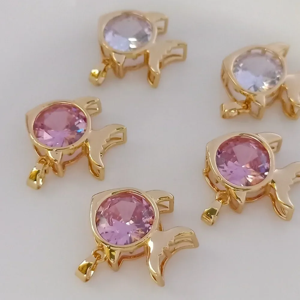 

Медный позолоченный кулон 14K с большим цирконом, маленькой рыбкой, 21*19 мм, ожерелье, серьги и кулон, аксессуар «сделай сам»