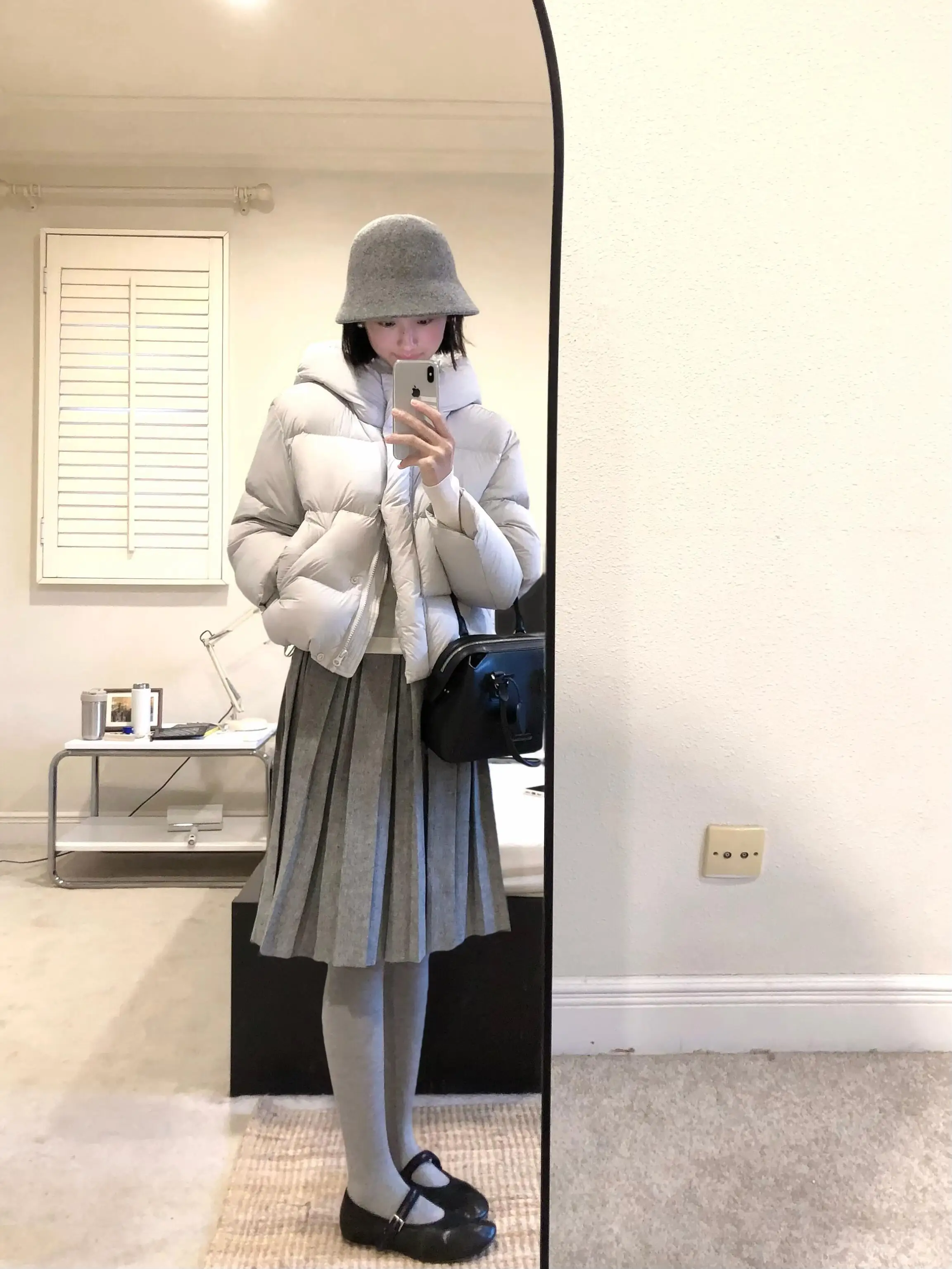 Retro Double Layered Geometric Pleated Light Grey Woolen Skirt Women's Autumn Winter New Style Grey Series Pleated Midi Skirt