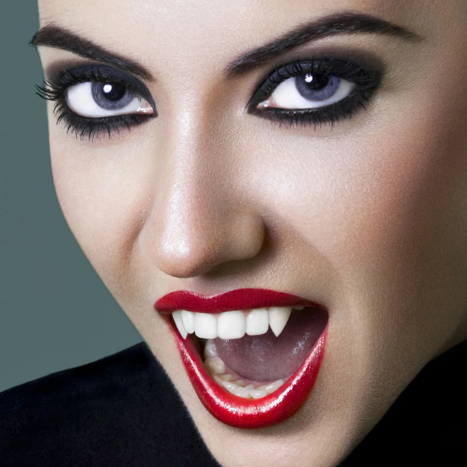 

Vampire Teeth 13Mm 15Mm 17Mm Reusable Fake Dentures Halloween Party Props Fangs Cosplay Accessories Novelty