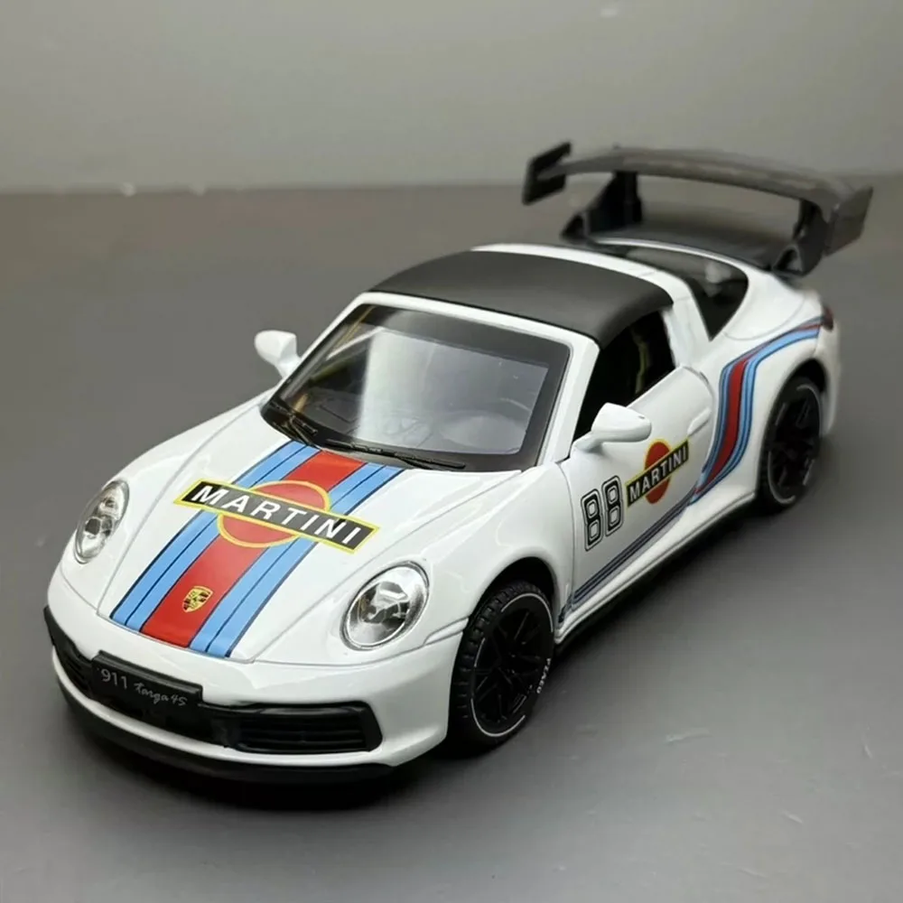 1:32 Alloy Martini BYD YANGWANG U9 Models Sports Cars Toys Rubber Tires with Light Music Miniature Vehicles for Model Ornament
