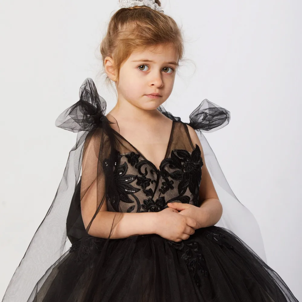 Robe de demoiselle d'honneur tutu noire pour filles, robe en dentelle de tulle, robe de princesse pour tout-petits, robe de reconstitution historique à col en V, première communication, fête de mariage