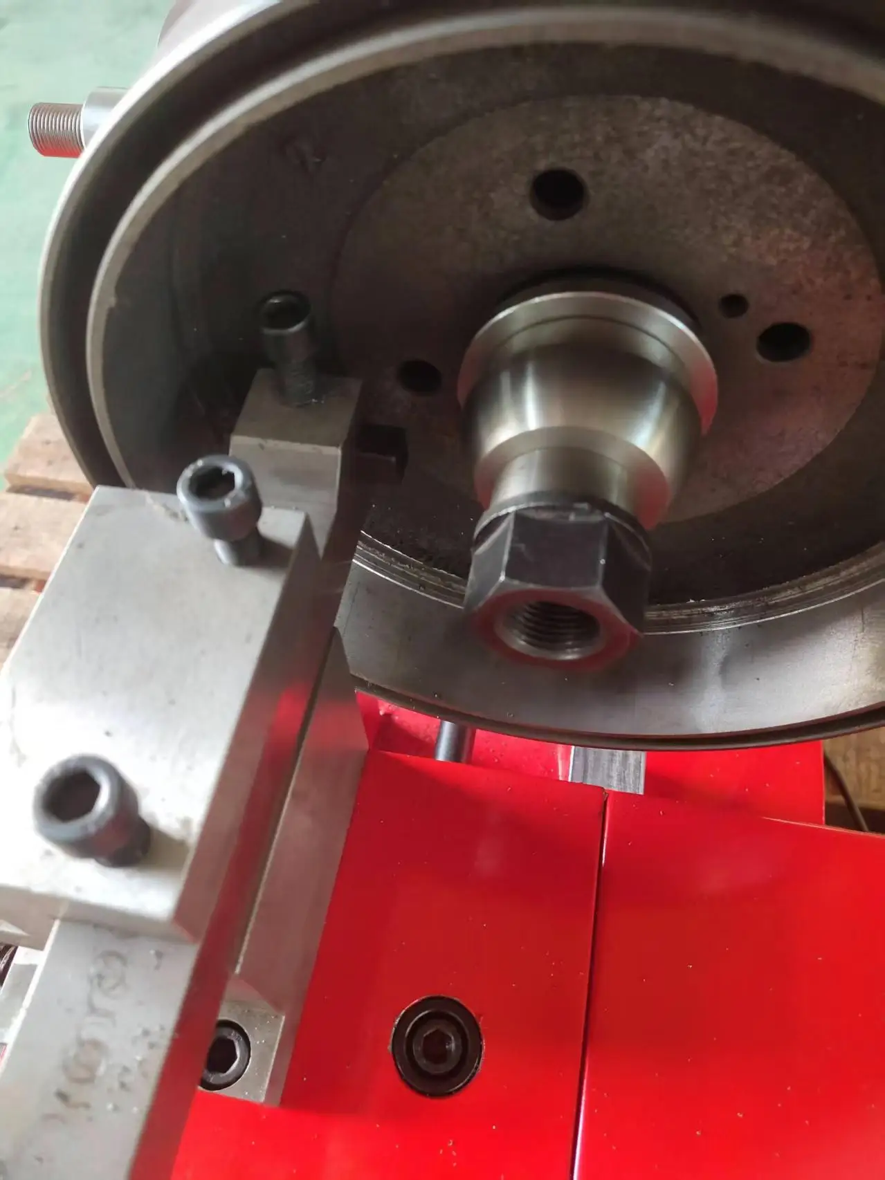 

C9335 Brake Disc and Drum Lathe Manual Light 220V Automobile Maintenance