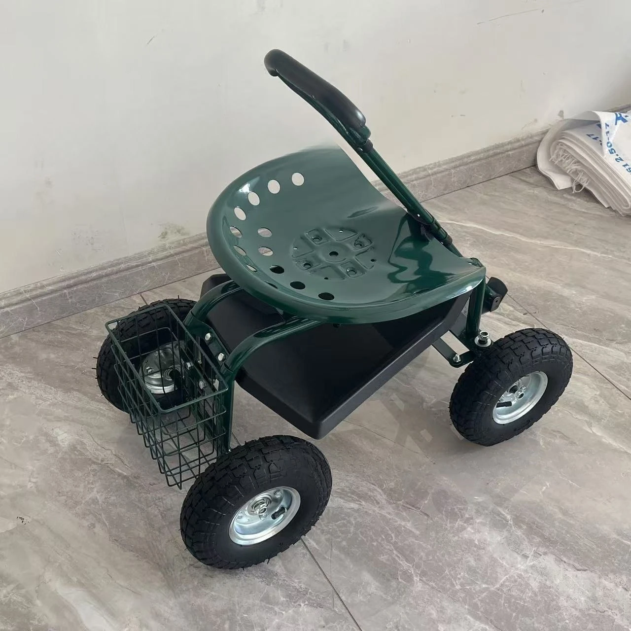عربة أدوات الحديقة بمقعد قابل للتعديل تدور 360 درجة، عربة بستنة حديدية بأربع عجلات مع إطار خلفي #5
