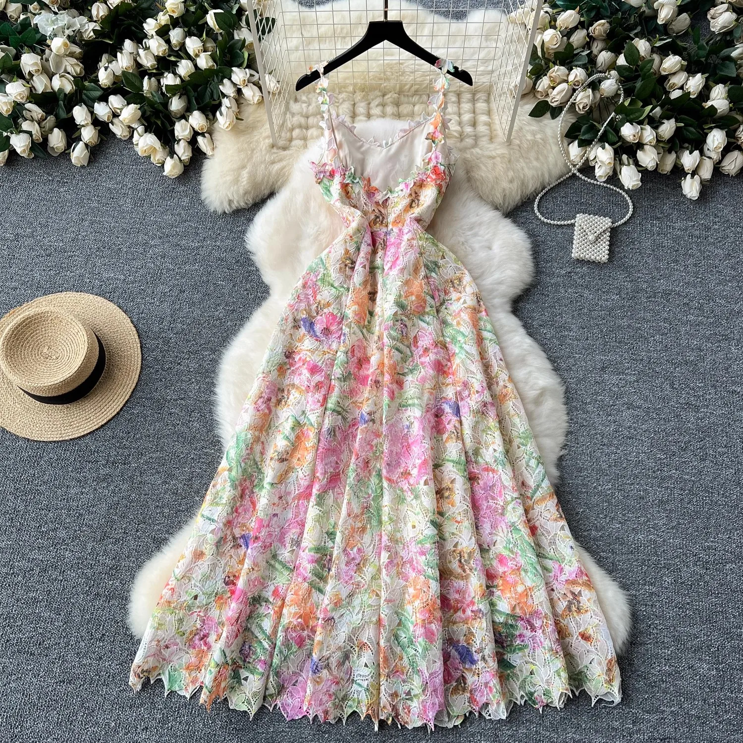 Summer Bohemain Crochet Hollow Out Embroidery Lace Long Dress Women's V-Neck Spaghetti Strap Printed Backless Party Vestidos 614