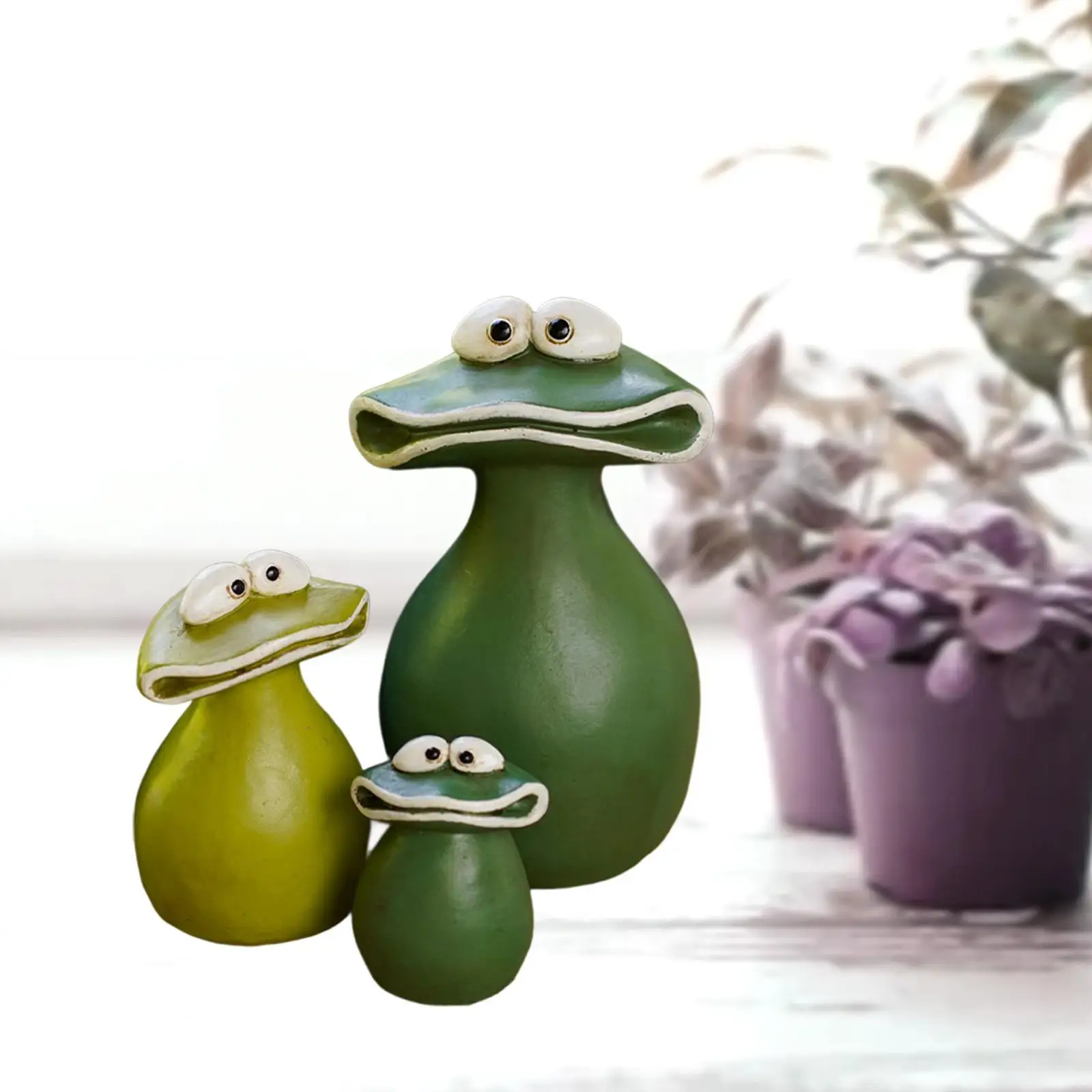 3Pcs Frog Garden Ornaments Cute Animal Statues Realistic Tabletop Centerpiece Flat Mouth Frog Statues for Bookshelf Mini Pond