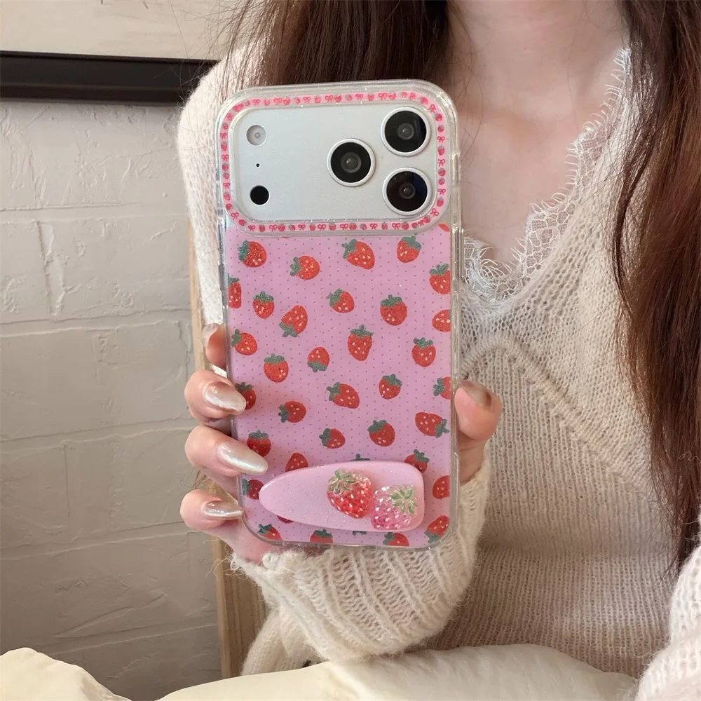 

Korean Polka Dot Strawberry Glitter Phone case for iPhone 17 Pro 13 14 15 16 Pro Max Fundas With Stand Kawaii Cover Cute Cases
