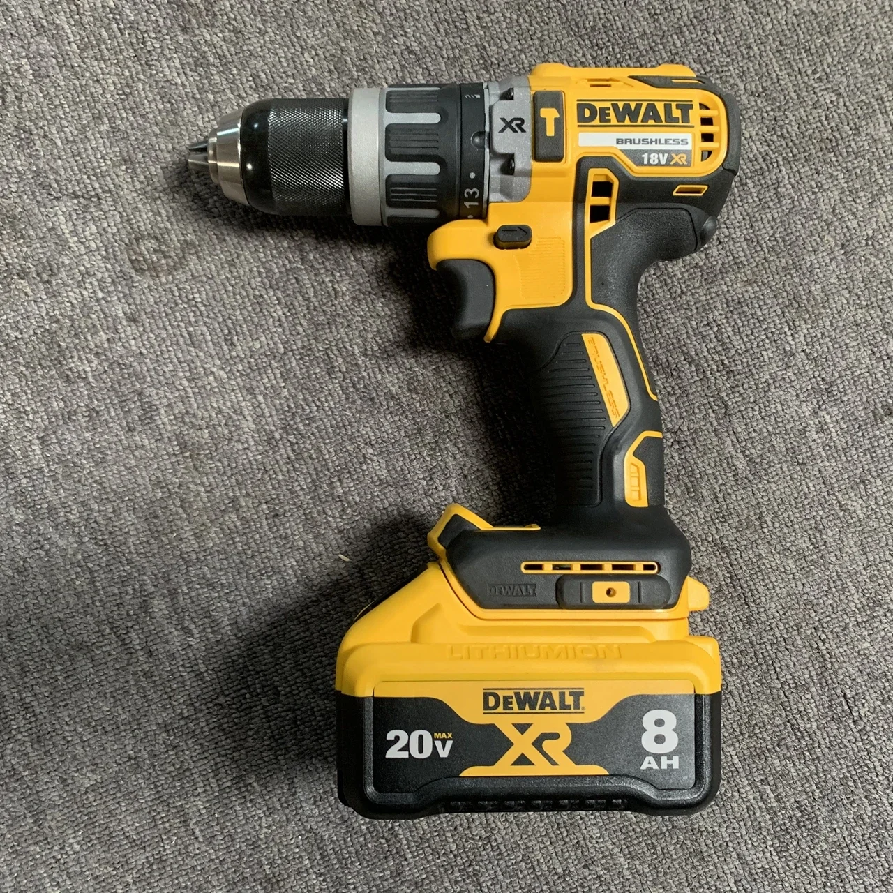 

DeWalt DCD796, 18 в XR, бесщеточный компактный комби-молоток с батареей 8,0 Ач