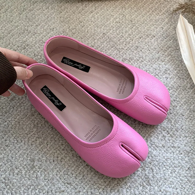 Vrouwen Flats Tabi Ninja Schoenen Vrouw Dames Microfiber Lederen Comfy Flats Split Teen Slippers Zachte Bodem Loafers Effen Korte La